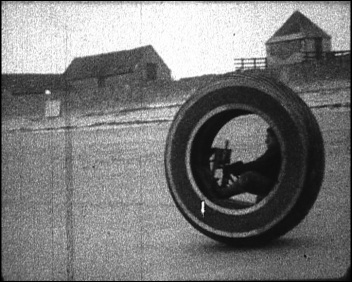 An unusual vehicle is filmed on Brean sands in 1934