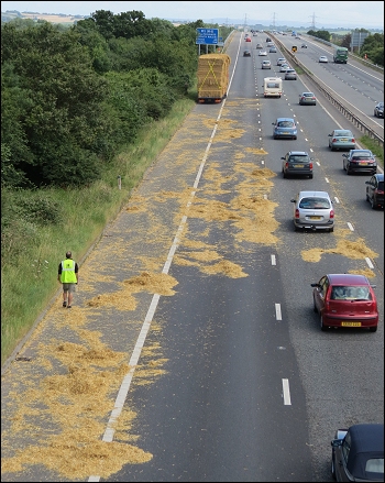 hay-spill-m5-1.jpg