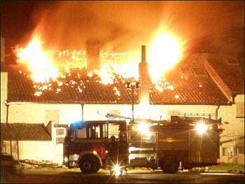 Highbridge Hotel Blaze in 2008