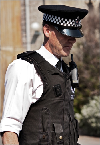 policeman-generic.jpg