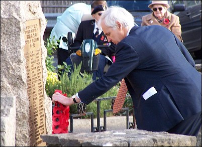 MP David Heathcoat-Amory laying a wreath at Burnham War Memorial on Sunday November 13th 2005