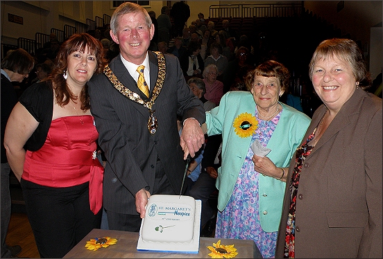 Hospice celebrates its 30th birthday at Burnham-On-Sea concert