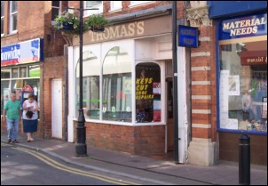 Thomas's key cutting shop in Burnahm High Street