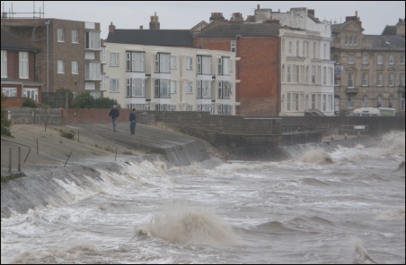 Storm waves in Burnham-On-Sea