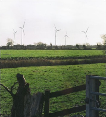 The proposed five wind turbines at Brent Knoll [Pic: Ecotricity]