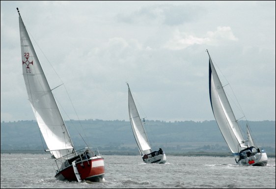 Yachtsmen compete in the 2005 Burnham-On-Sea Regatta 