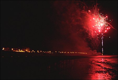 Reflections on the mud during the 2005 Burnham fireworks