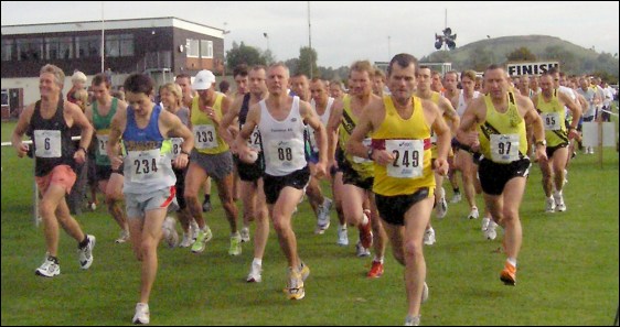 The start of the 2005 Burnham Half Marathon on Sunday October 2nd