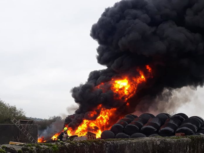 Burnham-On-Sea fire crews at Axbridge fire