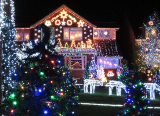 Trinity Close Christmas Lights 2018