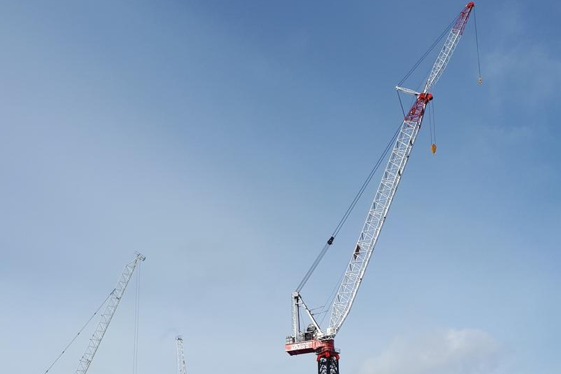 Hinkley Point C crane 