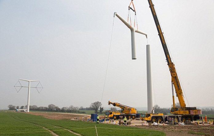 T-pylons for Hinkley Point route