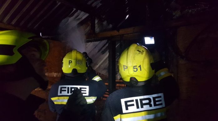 Burnham-On-Sea fire crews at farm yard blaze in Mark near Burnham-On-Sea