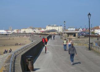 Seafront walkers in Burnham-On-Sea