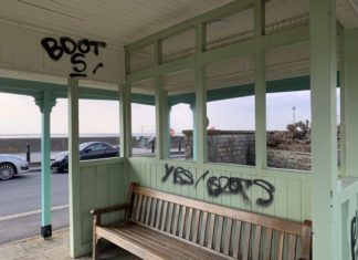 Marine Cove graffiti in Burnham-On-Sea
