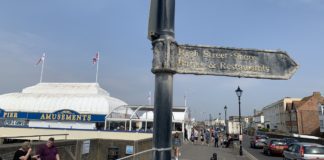 Fingerpost signs in Burnham-On-Sea