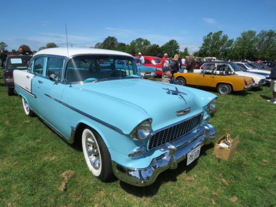 Lazy Monday Classic Car Display