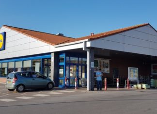 Burnham-On-Sea Lidl store