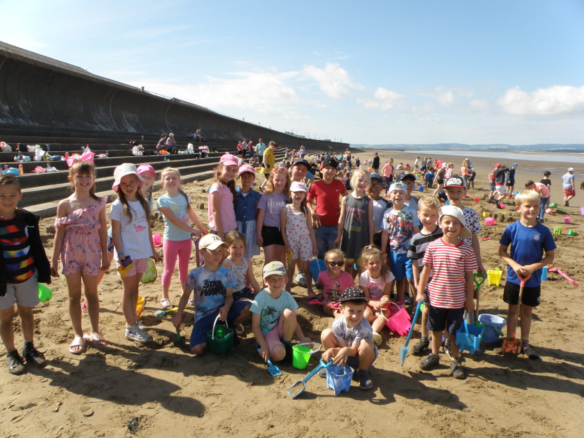 Burnham-On-Sea St Josephs School visit Burnham Beach