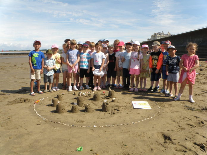 Burnham-On-Sea St Josephs School visit Burnham Beach