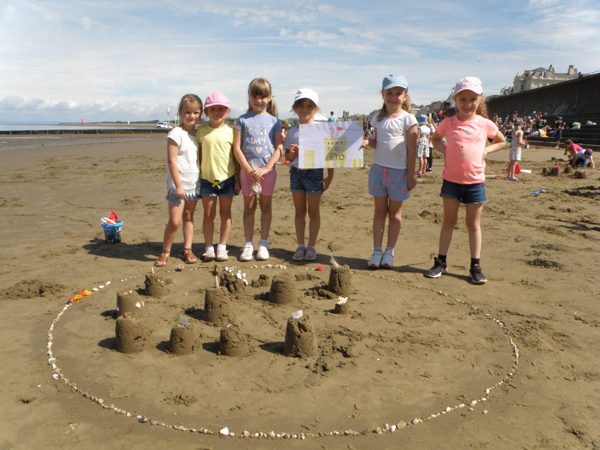 Burnham-On-Sea St Josephs School visit Burnham Beach