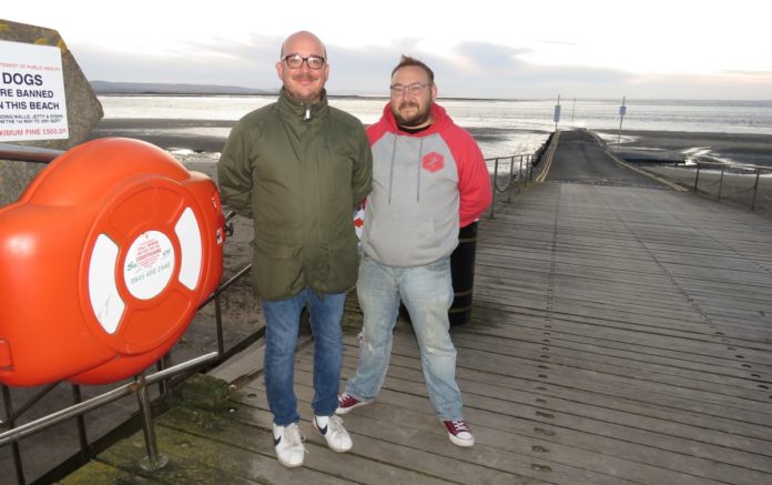 Burnham-On-Sea jetty rescue duo praised