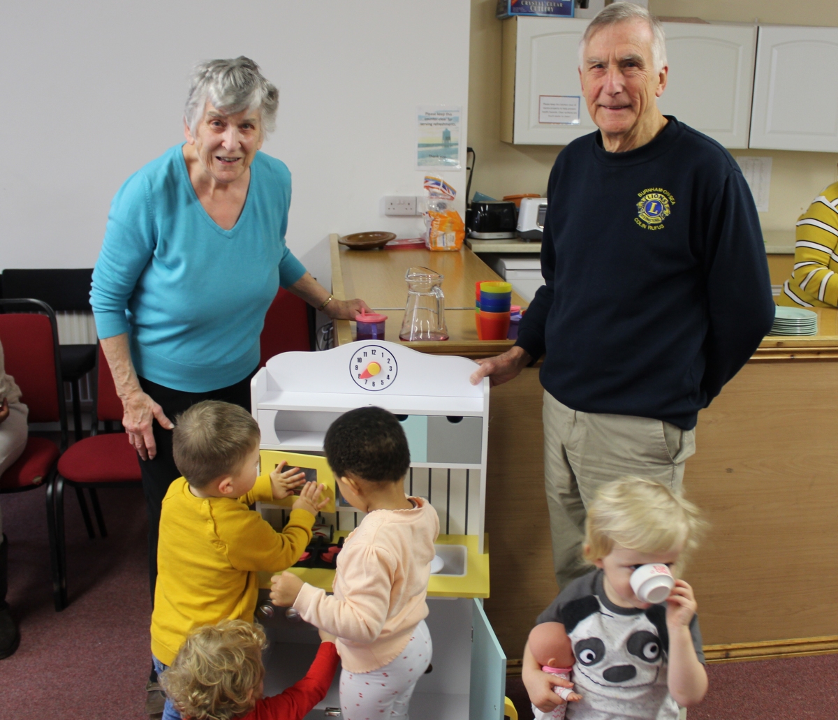 Burnham-On-Sea Lions give Burnham Baptist Church toddlers group a boost