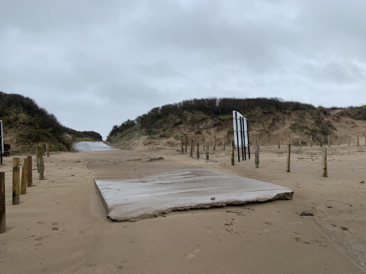 Berrow beach access road