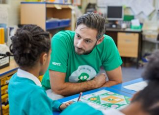 NSPCC Schools Service in Somerset The children and adults pictured are models. Credit Tom Hull