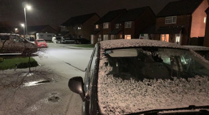 Hailstorm turns Burnham-On-Sea white