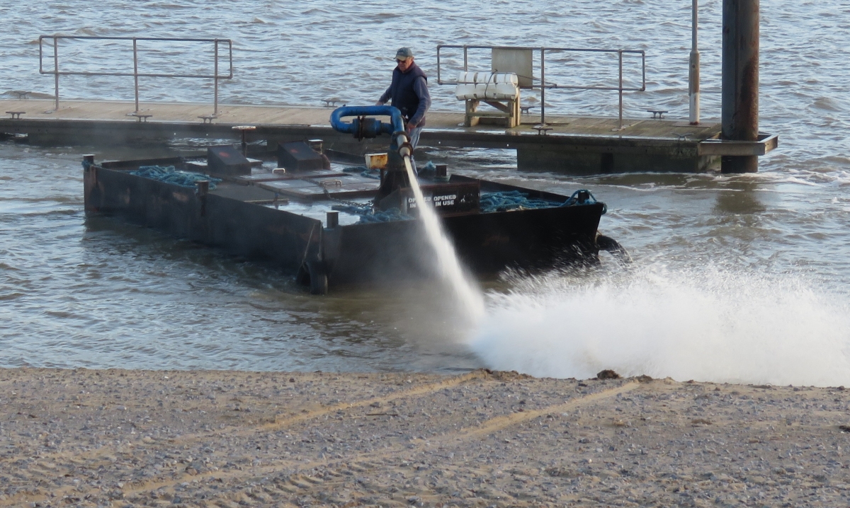 Burnham-On-Sea Sailing Club mud blasting