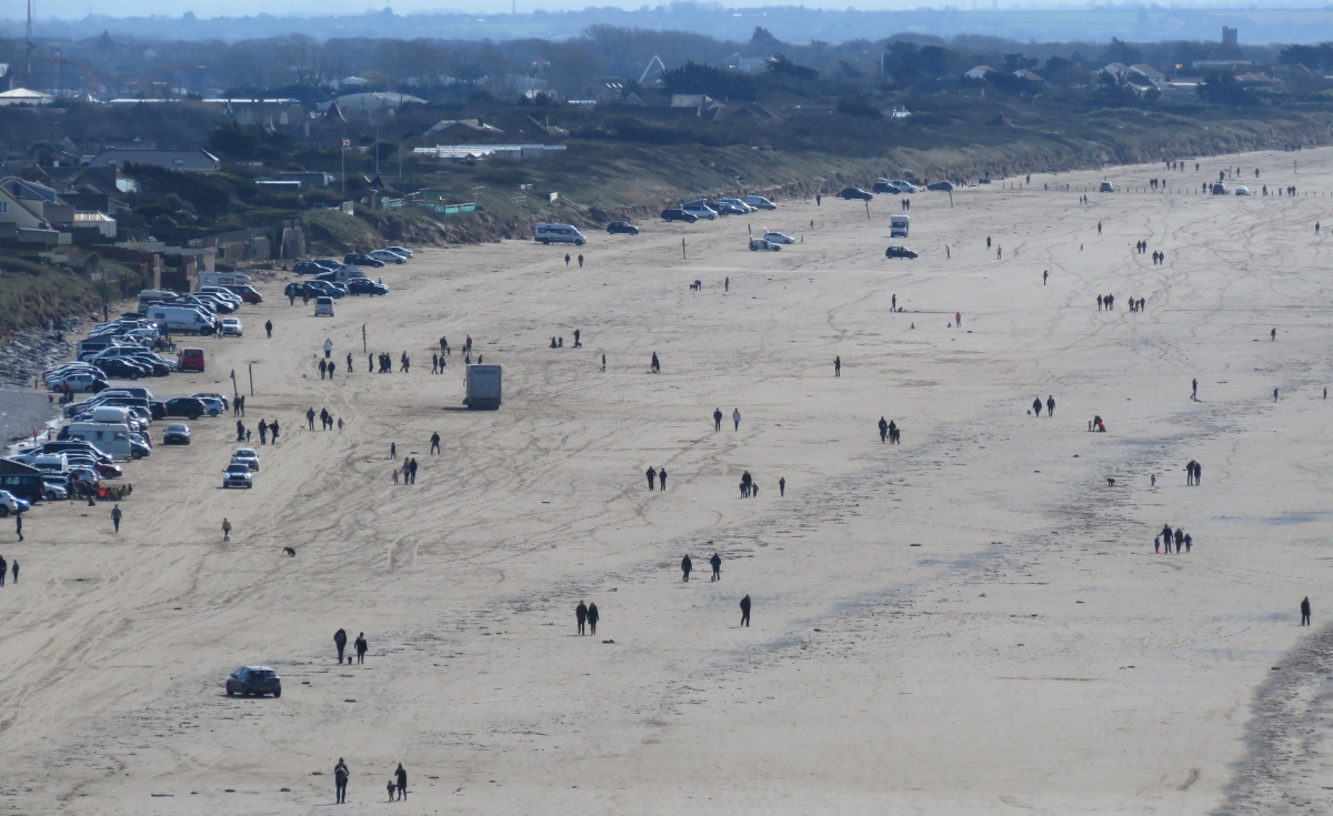 Busy beaches during Coronavirus pandemic