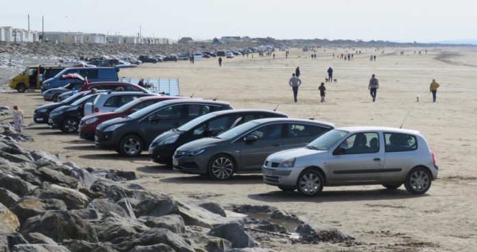 Busy beaches during Coronavirus pandemic