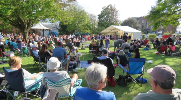 manor gardens music events burnham-on-sea
