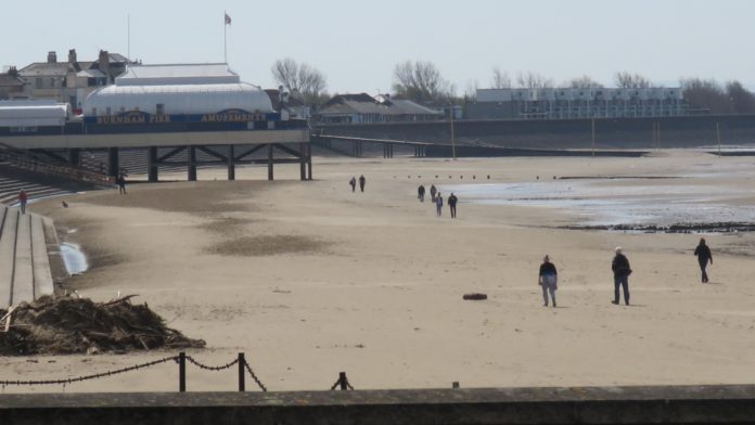 Burnham-On-Sea beach