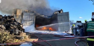 Burnham-On-Sea fire crews at workshop blaze