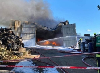 Burnham-On-Sea fire crews at workshop blaze