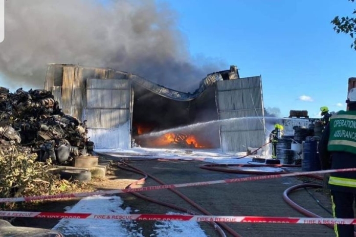 Burnham-On-Sea fire crews at workshop blaze