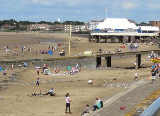 Burnham-On-Sea beach