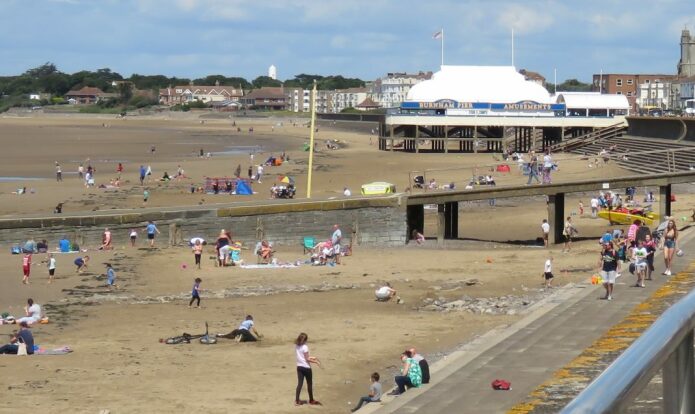 Burnham-On-Sea beach