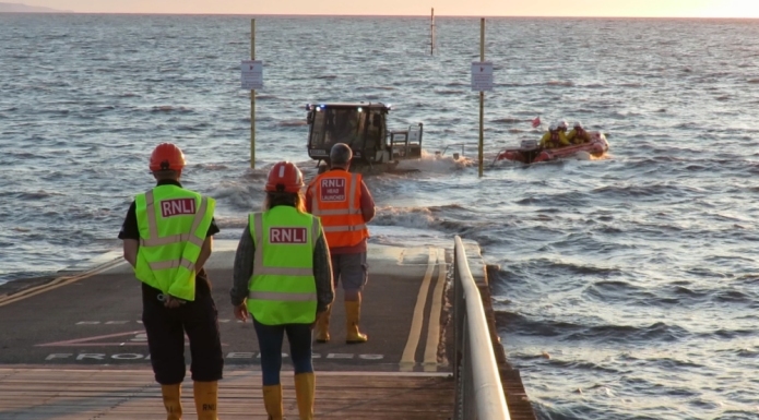 Burnham-On-Sea RNLI lifeboat launches