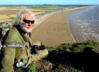 Brean beach sand artist Simon Beck