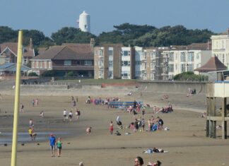 Busy Burnham-On-Sea beach