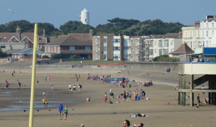 Busy Burnham-On-Sea beach