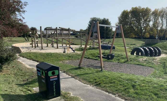 Children's sand pit at Apex Park in Highbridge to be cordoned off due to bees colony Children's sand pit at Apex Park in Highbridge to be cordoned off due to bees colony