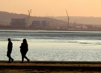 Hinkley Point power station seen from Burnham-On-Sea