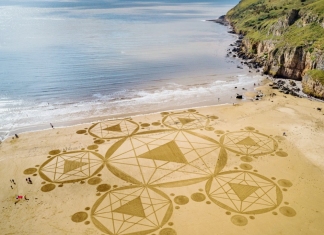 Brean sand art