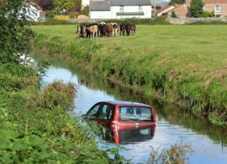 Car in rhyne in Mark