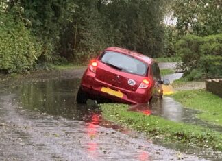 Car in ditch in Church Road, West Huntspill