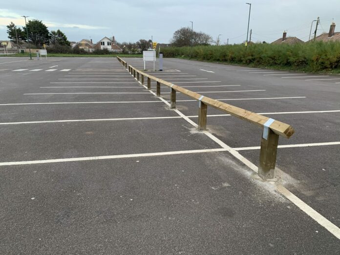 Burnham-On-Sea car park railings